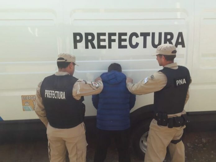 p1-detenido-por-prefectura-696x522