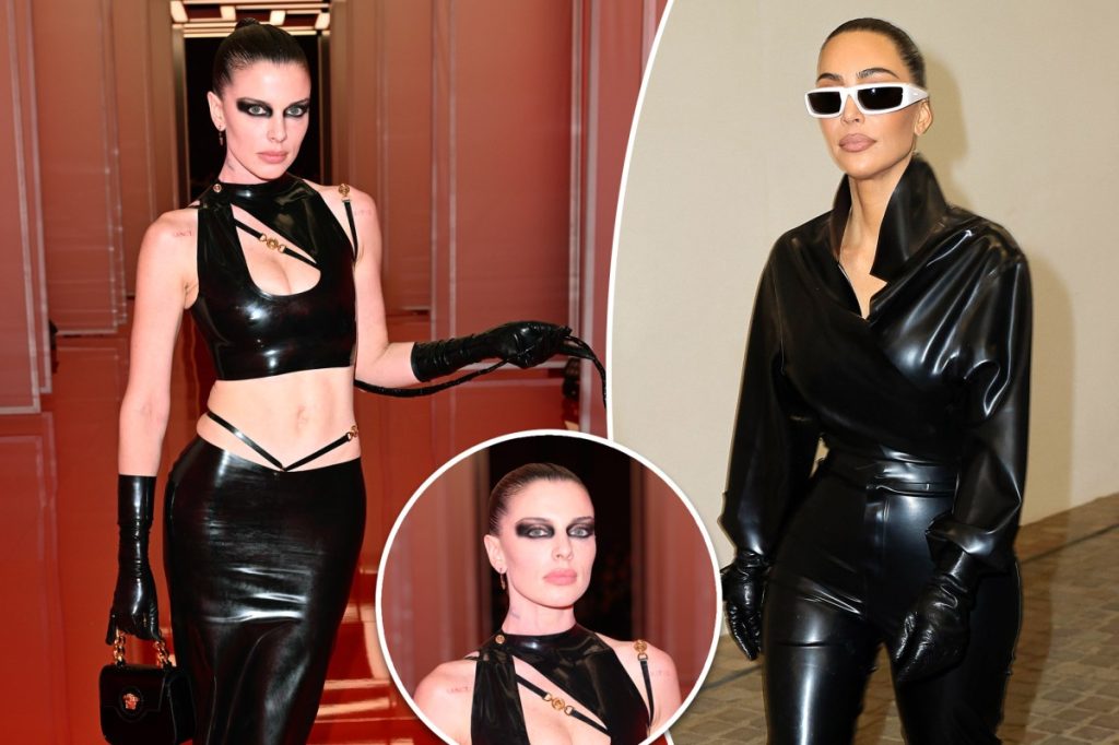 Kim Kardashian y Julia Fox emparejadas en trajes de látex en Milán