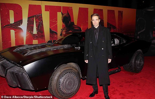 Crítica entusiasta: Batman se estrena en los cines el 4 de marzo, con críticos estadounidenses aplaudiendo el drama de superhéroes, que tiene un 87 % "Nuevo" Calificación de los críticos de Rotten Tomatoes