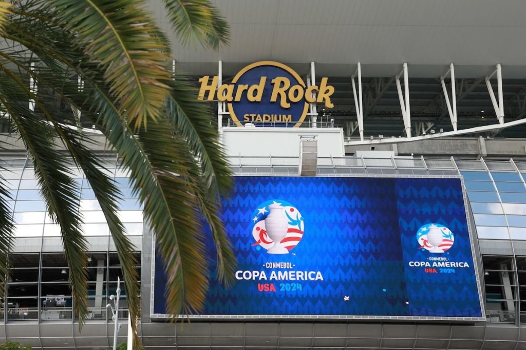 CONMEBOL y Hard Rock Stadium enfrentan demandas tras caótica final de Copa América