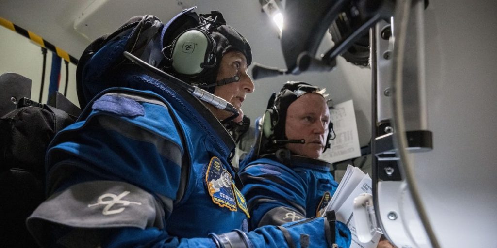 Las pruebas de motores Boeing podrían tardar «semanas» antes de que los astronautas regresen a casa